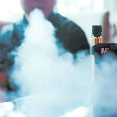 كيف تختار بين الفاخر 15000 وفومو 6000؟