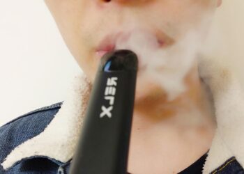 كيف تختار بين الفاخر 15000 وفومو 6000؟