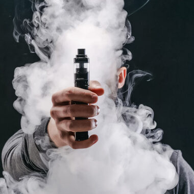 مواجهة تقنية الـ Dual Mesh: منو بطل الانفجار والنكهة.. Waka 25000 أم Vozol Gear 20000؟